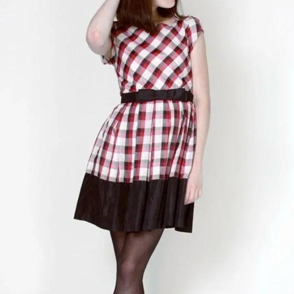 Dear Creatures plaid fit & flare mini dress, lined, round neck, small - Picture 1 of 7